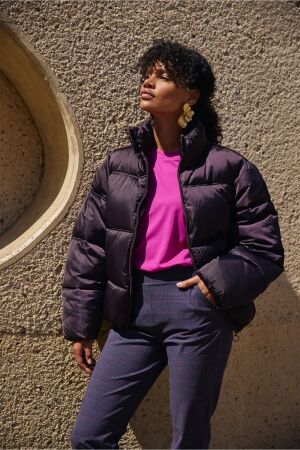 Studio Anneloes Studio Anneloes tess short puffer 12836 Winterjassen 3800 blackberry