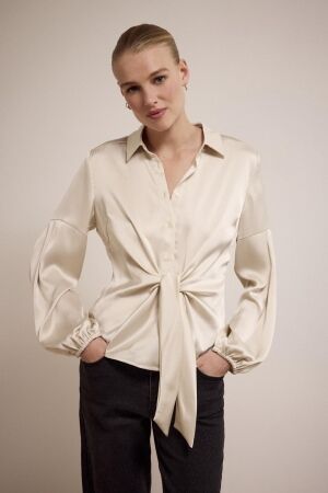 Tramontana Tramontana satin-look blouse twisted detail c17-18-401 Blouse 006800-stone